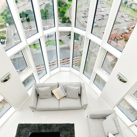 Just Stay Wales - Meridian Quay Penthouses 斯旺西 外观 照片