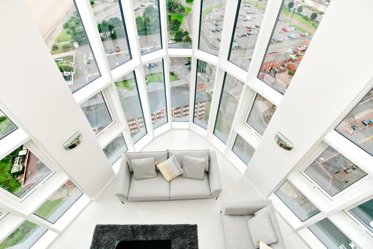 Just Stay Wales - Meridian Quay Penthouses 斯旺西 外观 照片