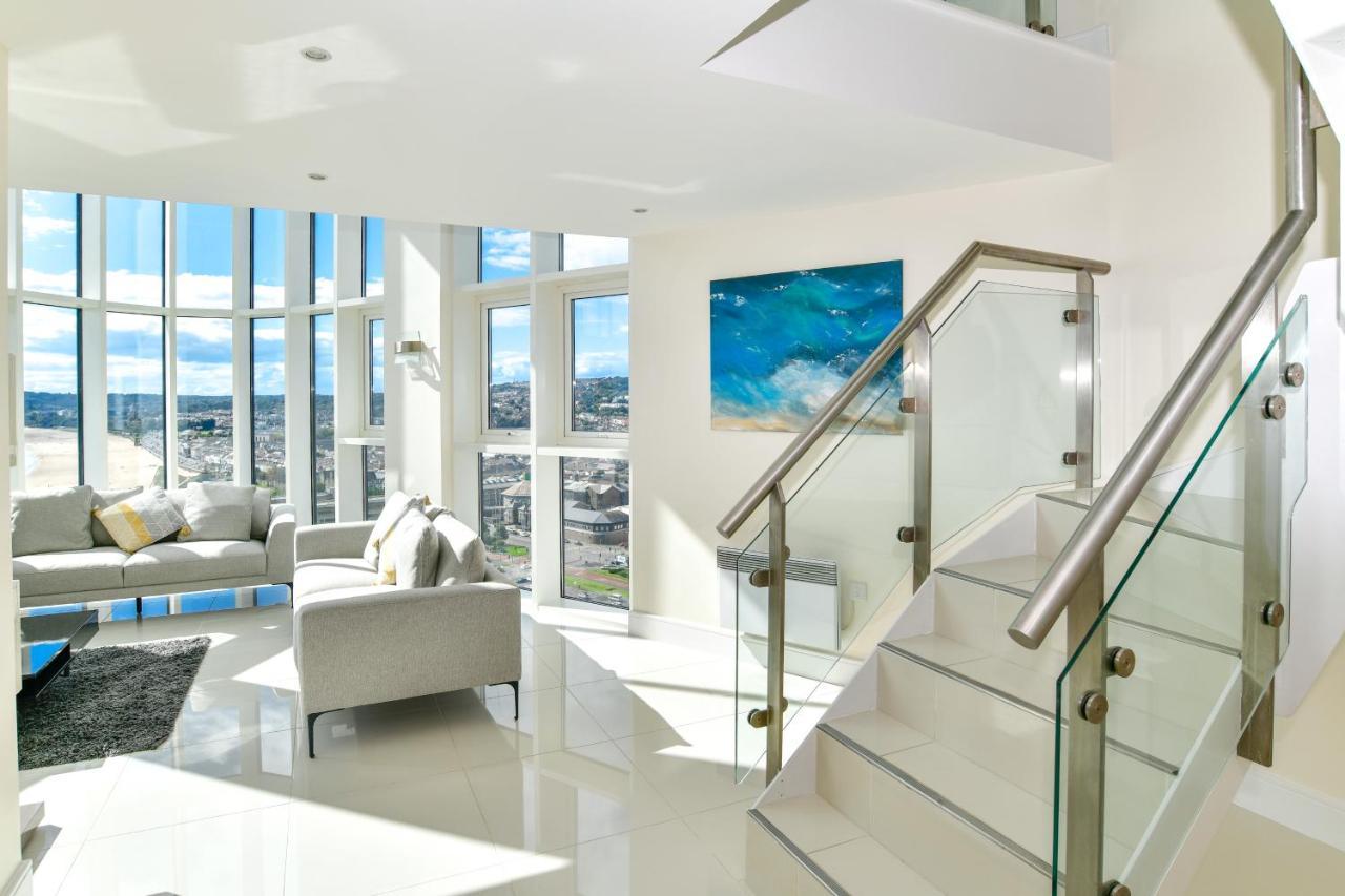 Just Stay Wales - Meridian Quay Penthouses 斯旺西 外观 照片