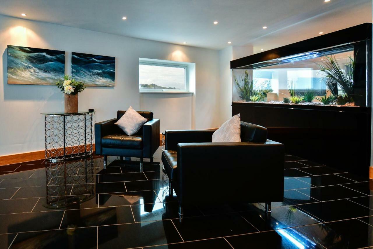 Just Stay Wales - Meridian Quay Penthouses 斯旺西 外观 照片