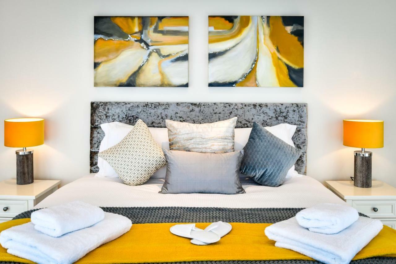 Just Stay Wales - Meridian Quay Penthouses 斯旺西 外观 照片